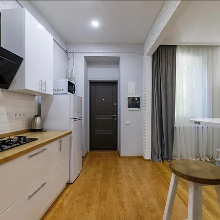Apartamento Vidfort під дубом 8 *