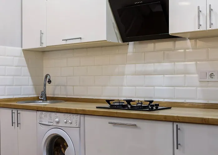 Vidfort під дубом 8 Apartamento Leópolis